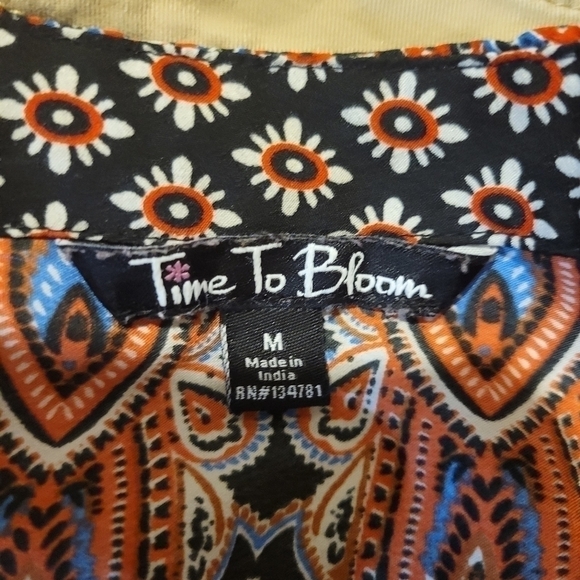 Women's Time to Bloom Top Medium Hi-Low Hem - Picture 2 of 3